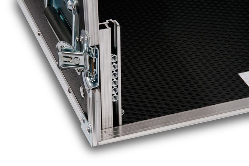 Triple Door Rack PVC Studiolive 16.4.2 inkl. 3HE darunter – Bild 9