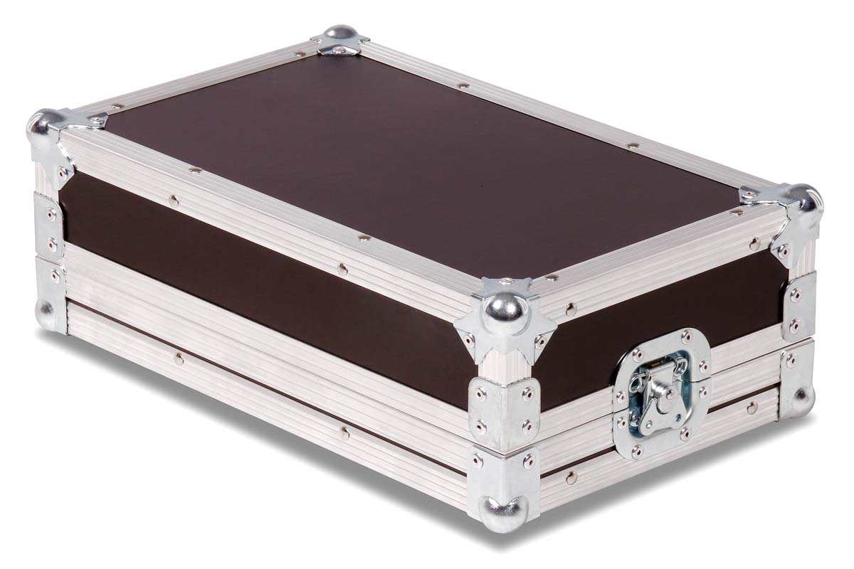 Haubencase Behringer Model-D + Kabelkanal – Bild 4