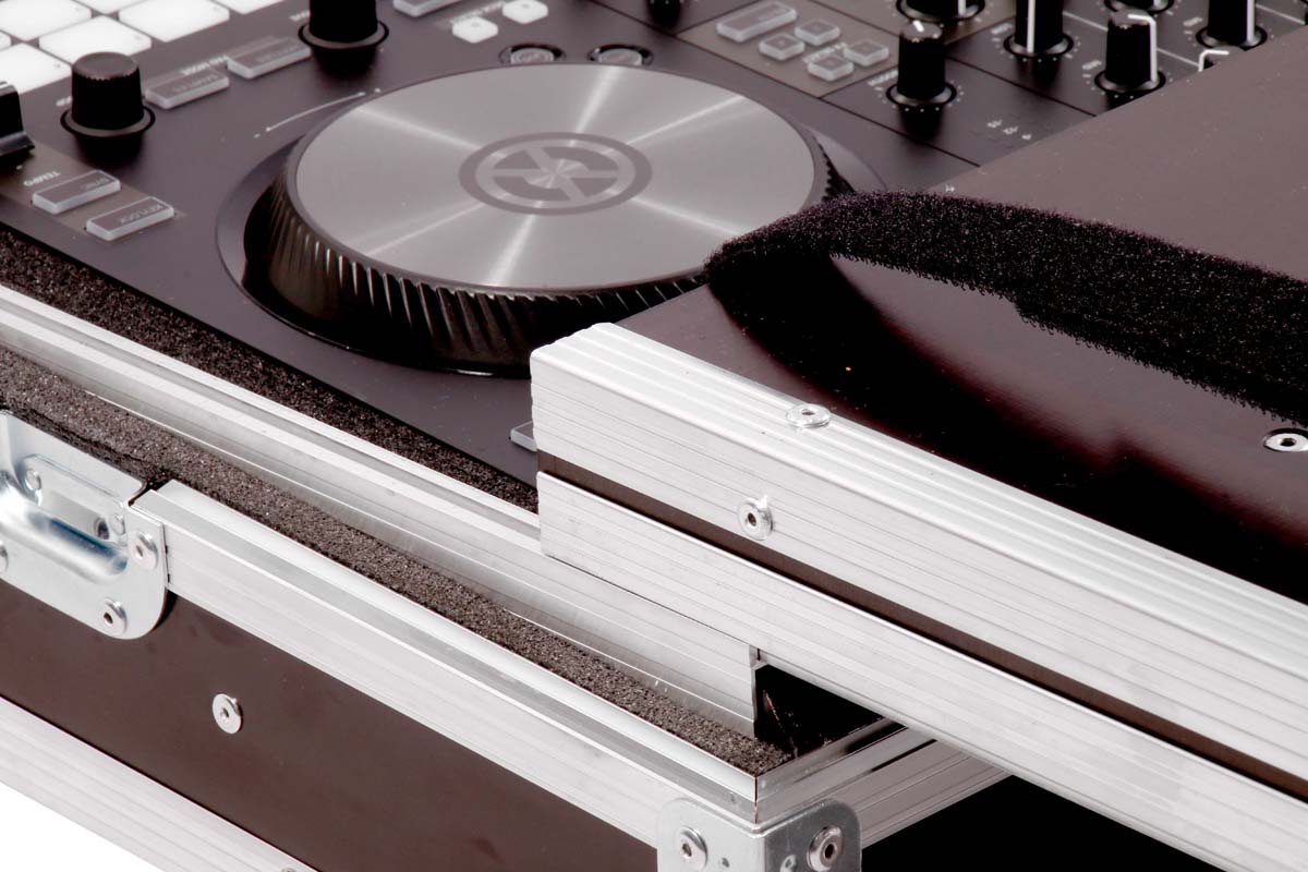 Controllercase NI Traktor S3 + Schlitten – Bild 8