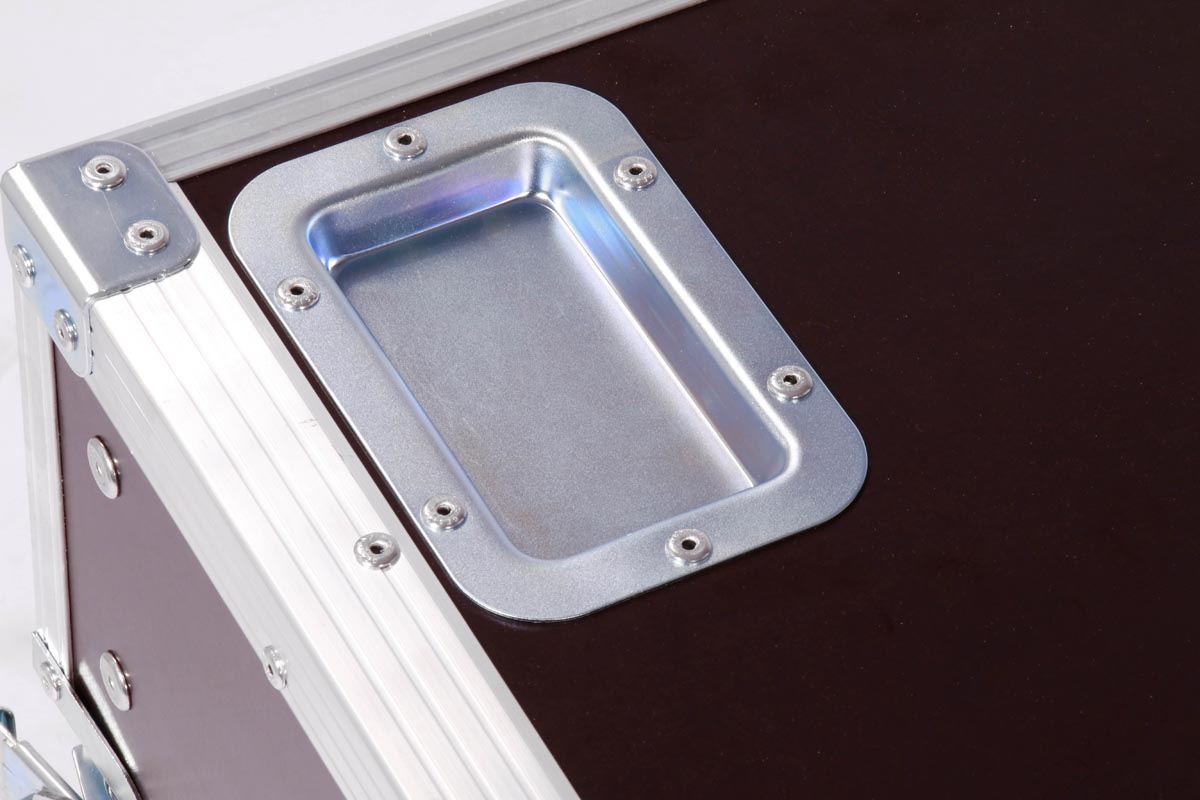 8HE Profi Rack für D&B D-80 EBT 52 + RSH / RG / RM – Bild 8