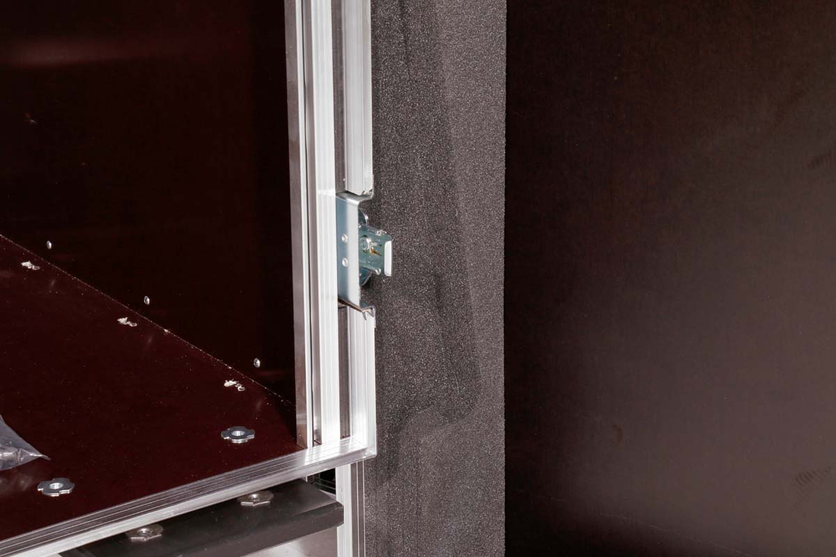 Live Winkel Case Soundcraft SI Compact + 15HE – Bild 10