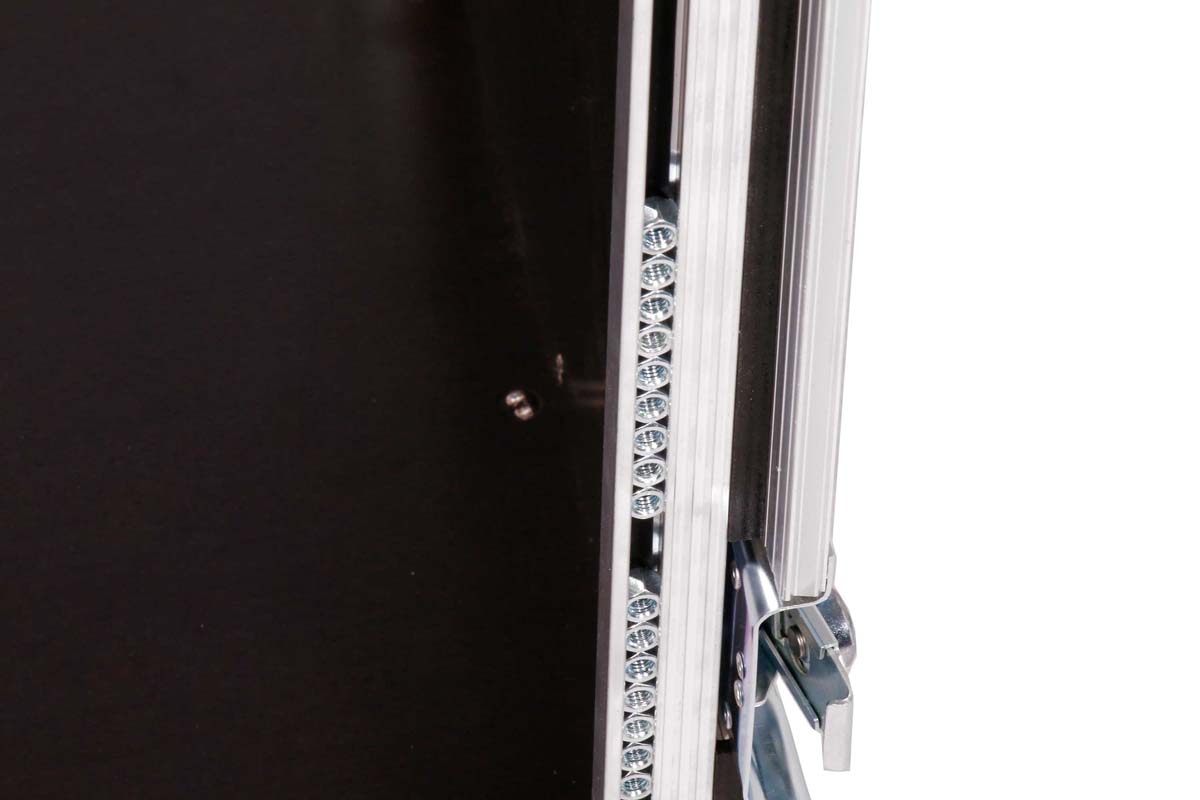 10HE Live Triple Door Rack 45 + hoher Deckel – Bild 10