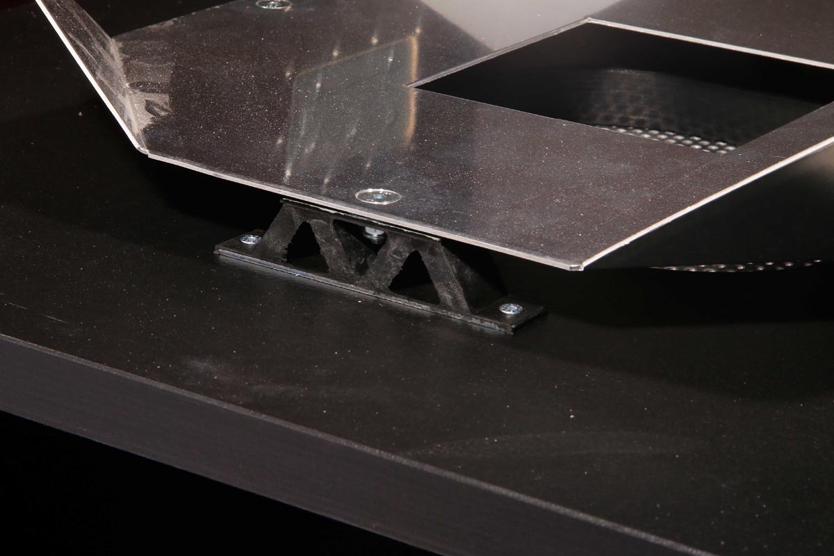 Winkelcase für Monolith Grill mit Tischfunktion V3 – Bild 9