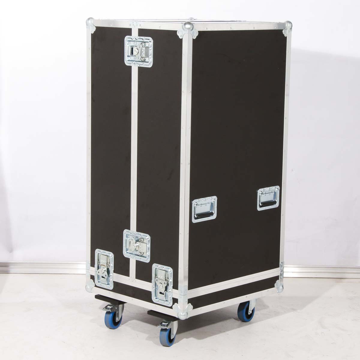 Geteiltes Live Haubencase 553x597x1168mm BxTxH + RG B-Stock